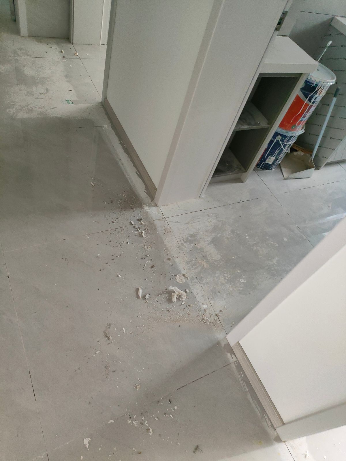 中国江苏省苏州市昆山市陆家沙葛新村**栋**室