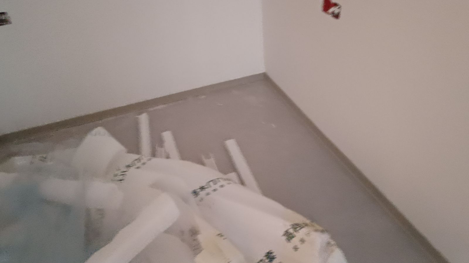 中国江苏省苏州市昆山市中南世纪城**栋**室