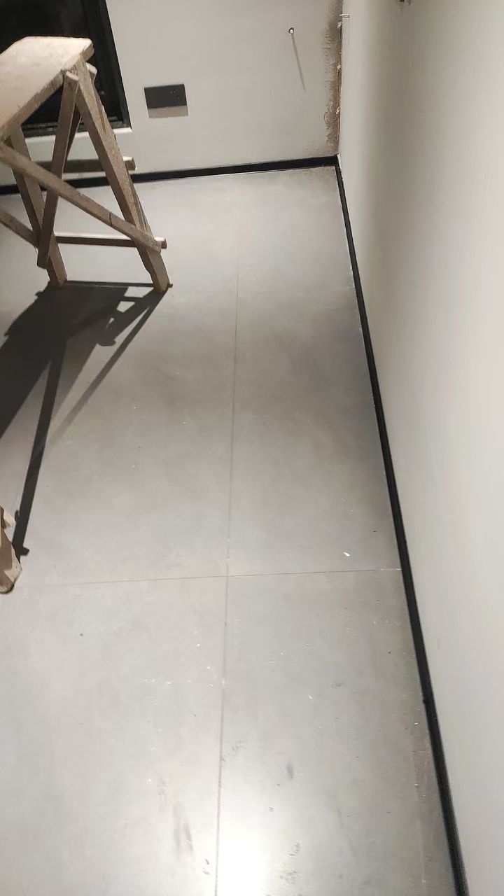 中国江苏省苏州市昆山市圣心西环路天地院西区**栋**室