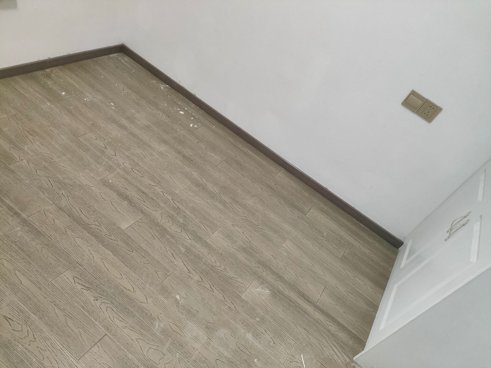 中国江苏省苏州市昆山市观湖壹号**号楼**
