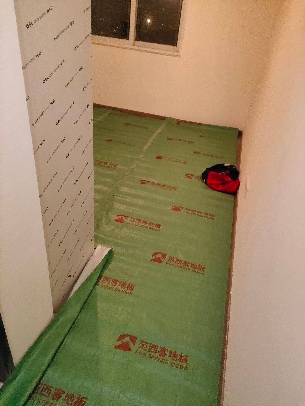 中国江苏省苏州市昆山市千灯兰馨园**栋**室