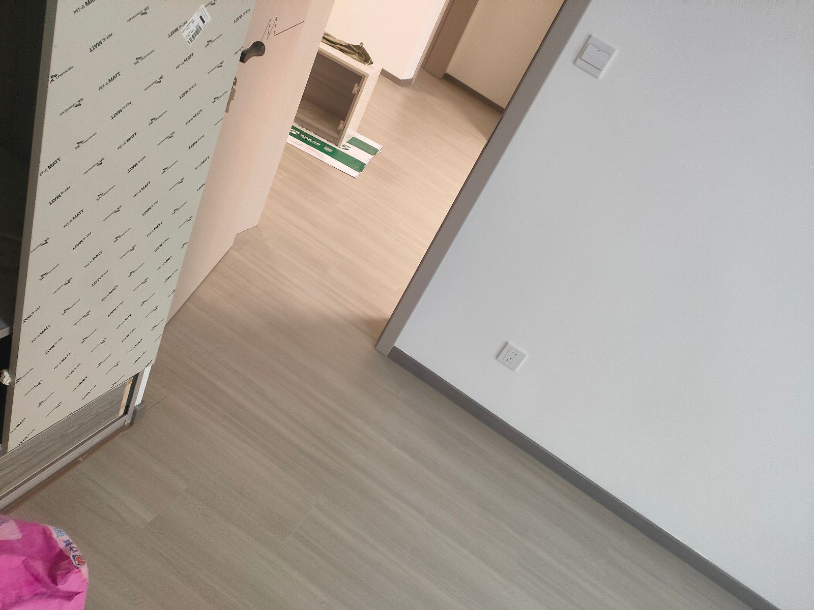 中国江苏省苏州市昆山市柏庐二村**栋**