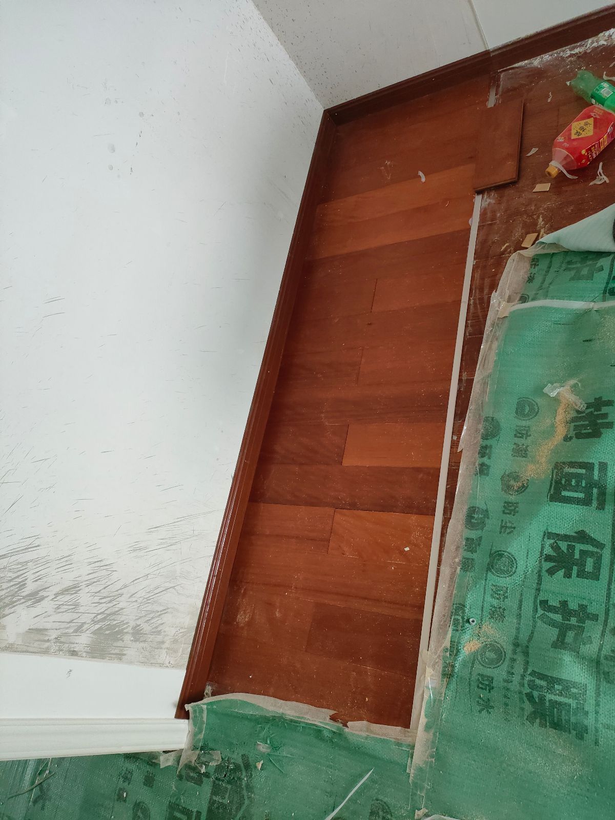中国江苏省苏州市昆山市娄汀苑**栋**