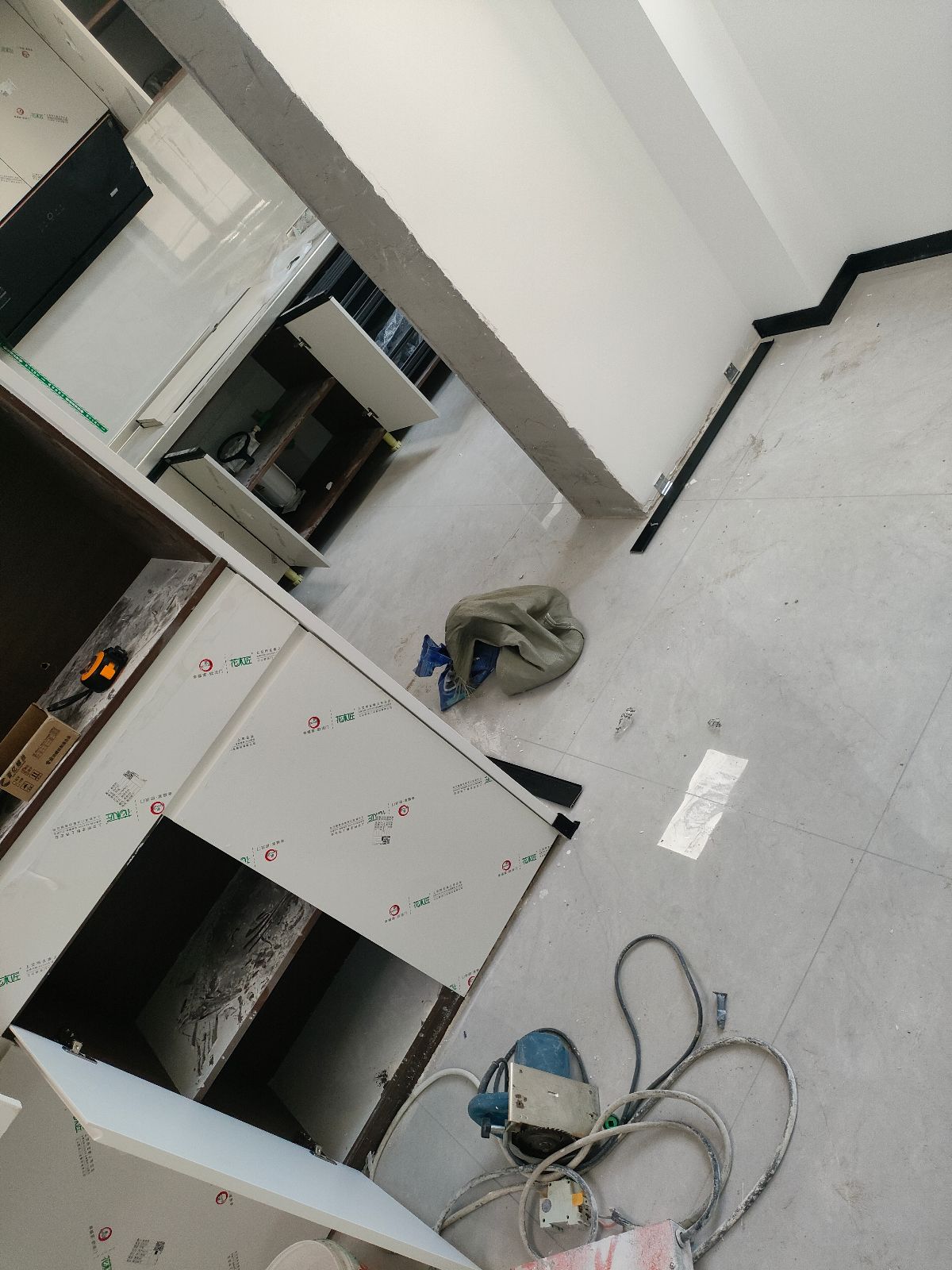 中国江苏省苏州市昆山市昆北公寓**栋**