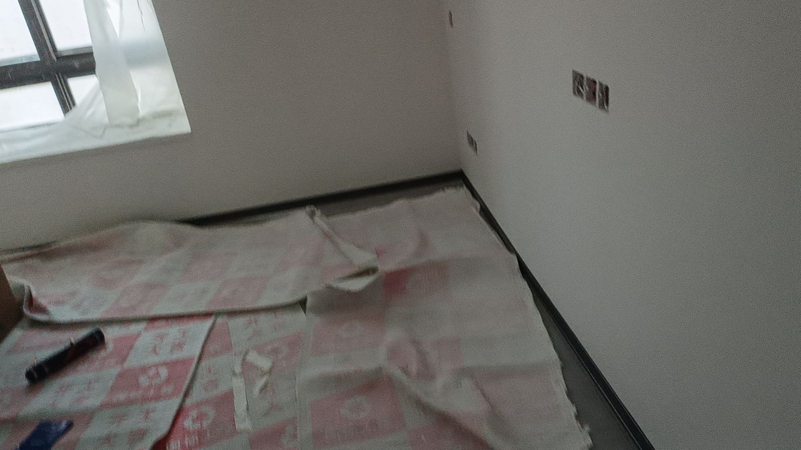 中国江苏省苏州市昆山市国润溪香米兰**号楼**