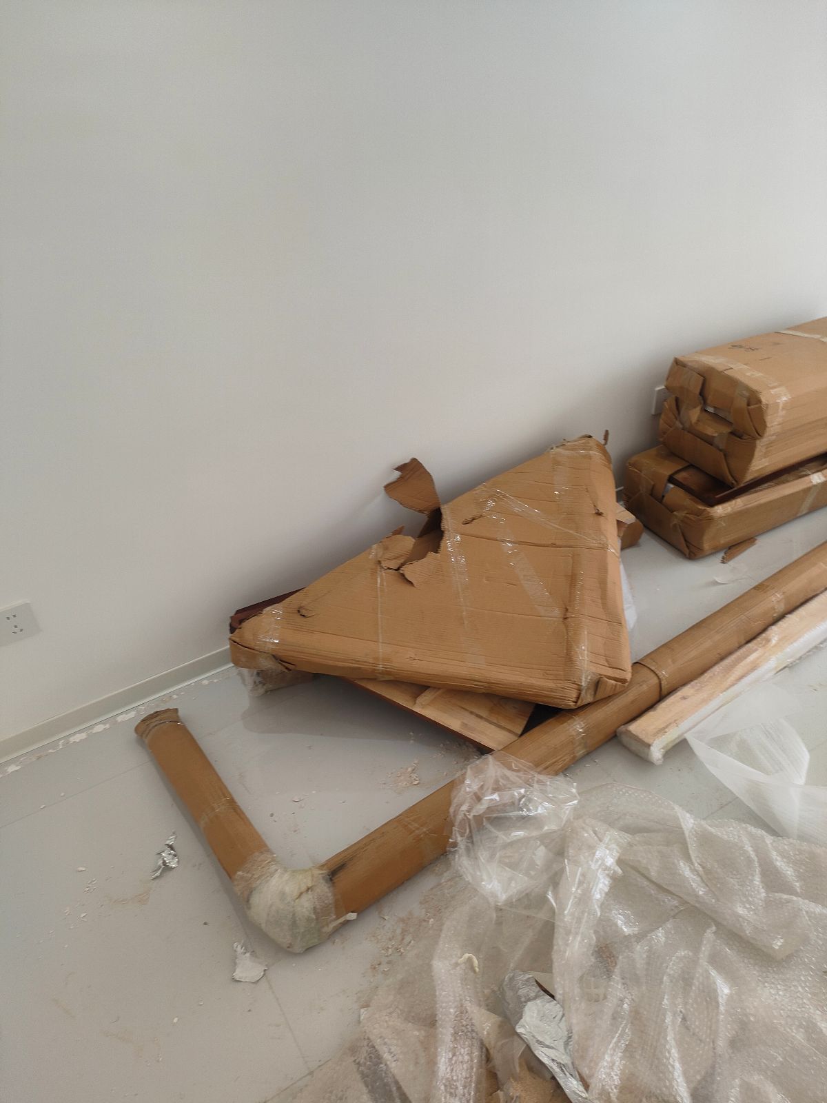 中国江苏省苏州市昆山市蓬曦园C**-**栋**号**