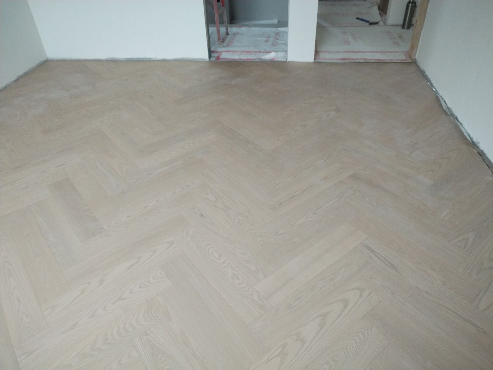 中国江苏省苏州市昆山市吉祥里**栋**