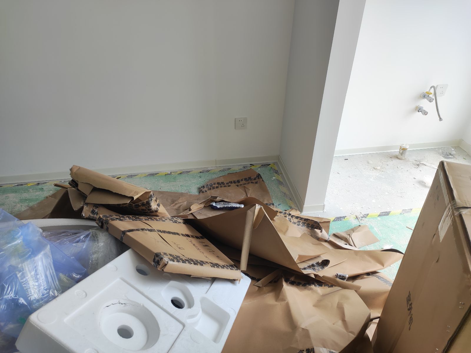 中国江苏省苏州市昆山市合生国际**#**