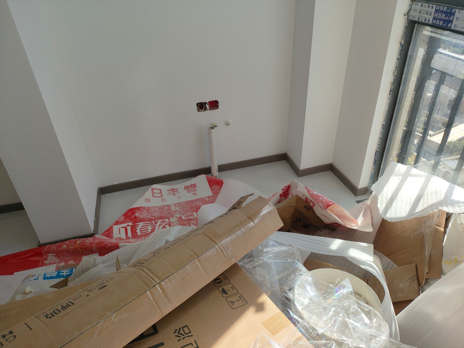 中国江苏省苏州市昆山市绿地**栋**