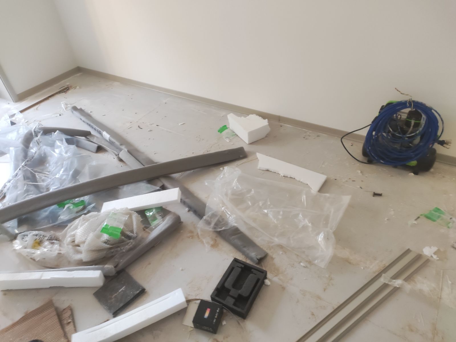 中国江苏省苏州市昆山市凤竹园**栋**