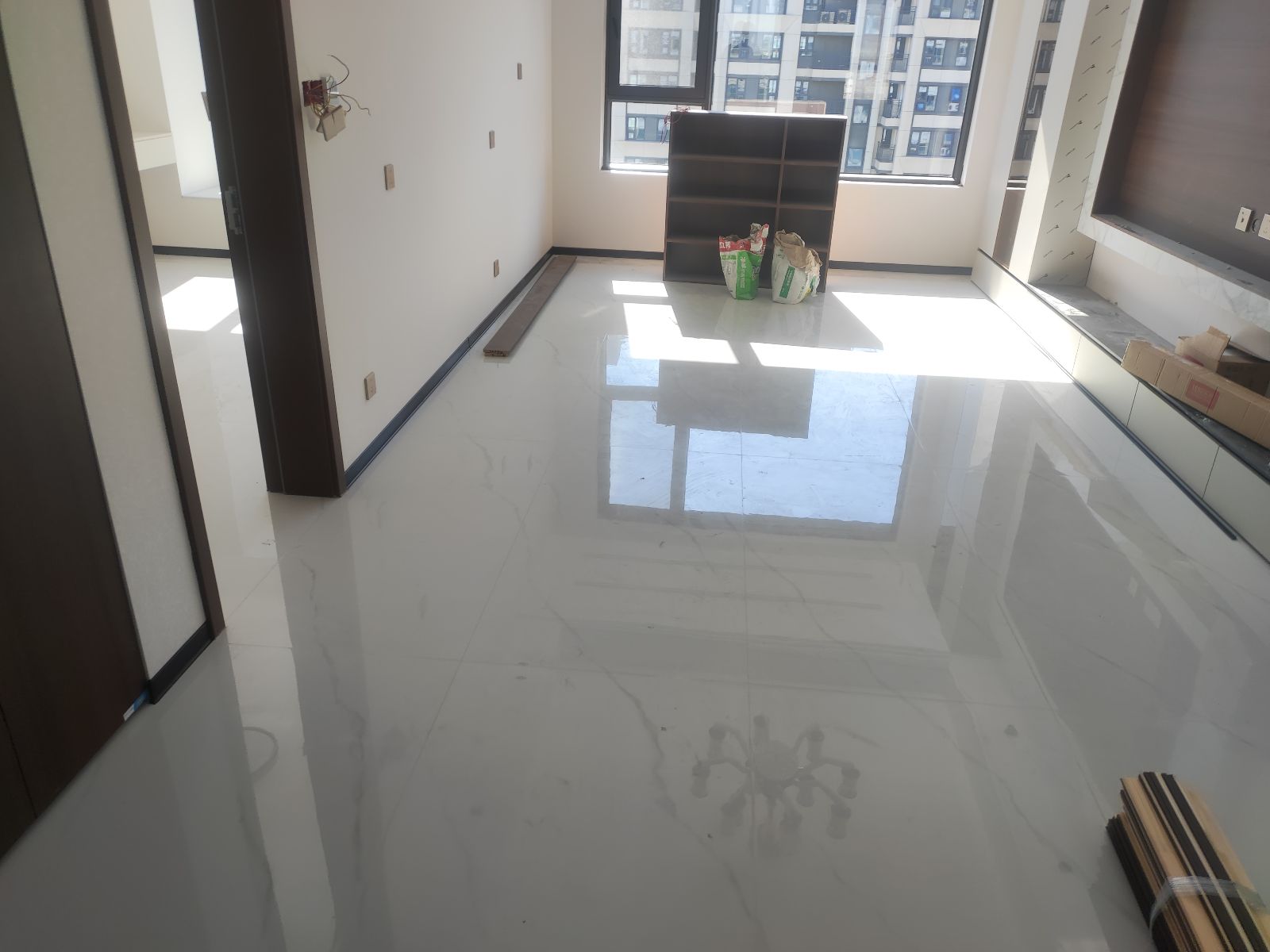 中国江苏省苏州市昆山市张浦凯旋名苑**栋**室