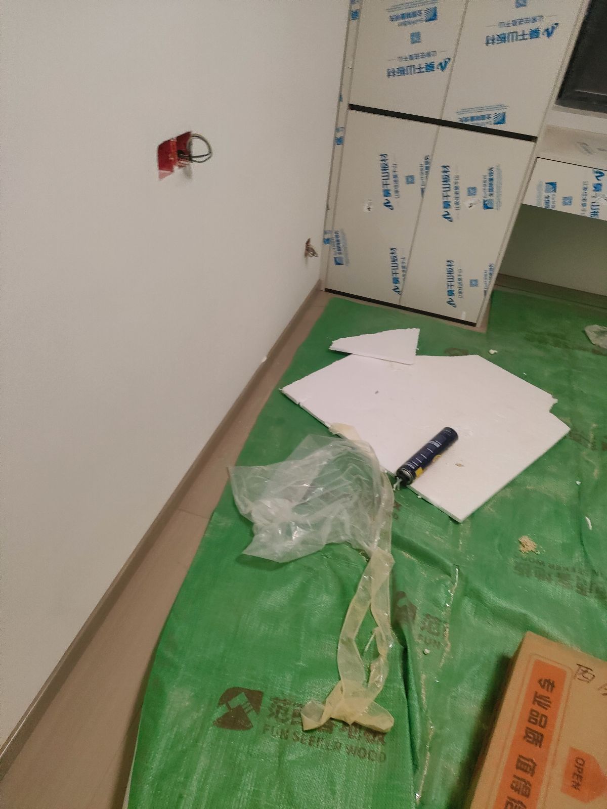 中国江苏省苏州市昆山市绿洲家园**栋**单元**