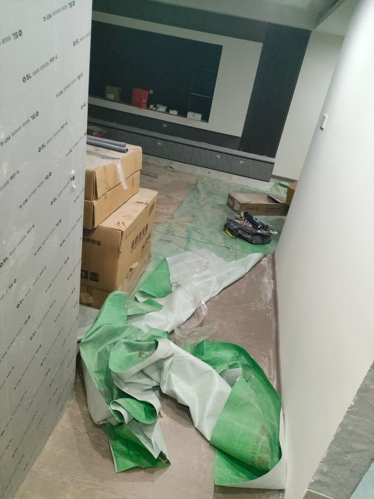 中国江苏省苏州市太仓市云溪华庭**栋**室