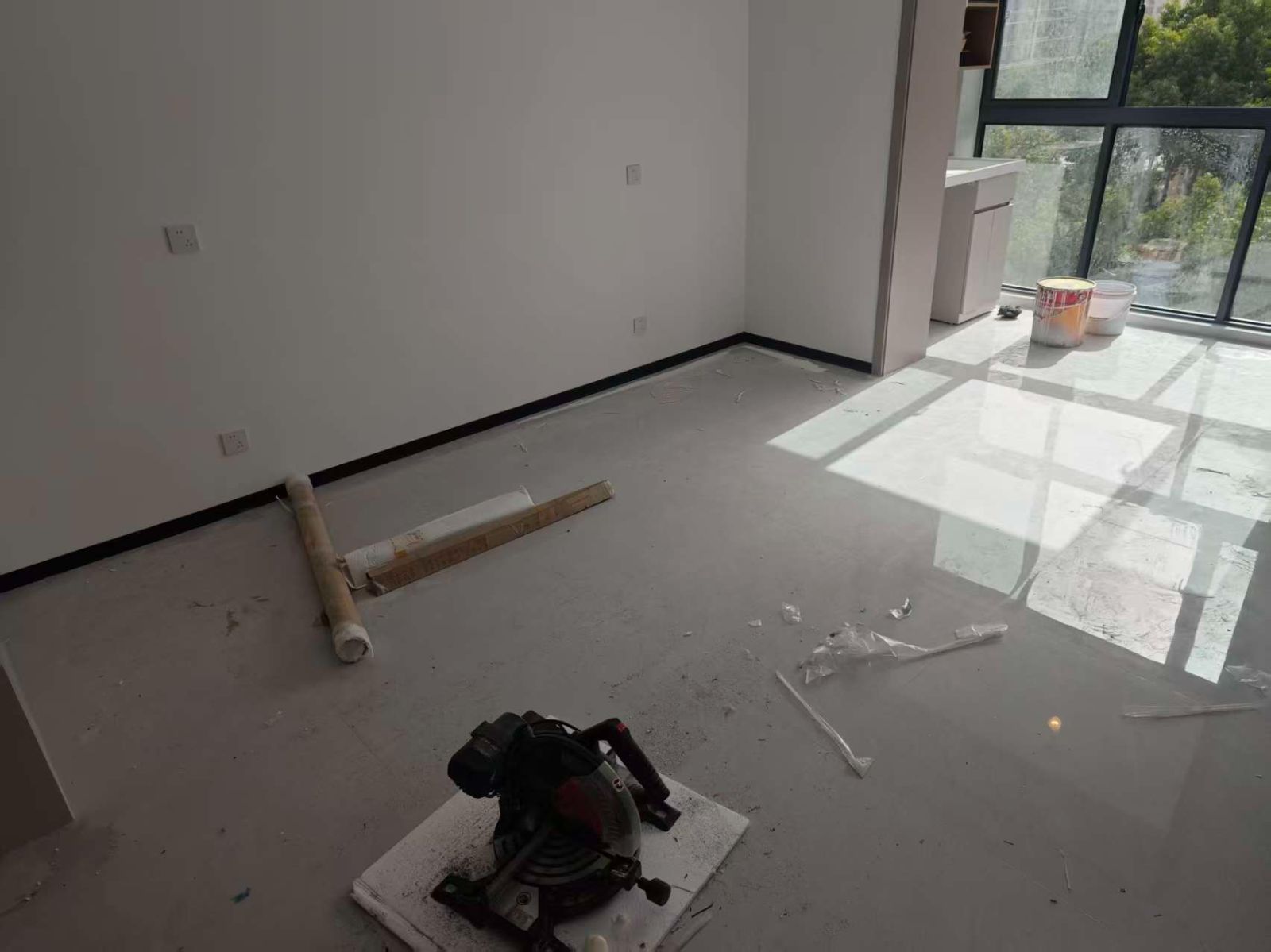 中国江苏省苏州市昆山市张浦亲和佳苑**栋**室