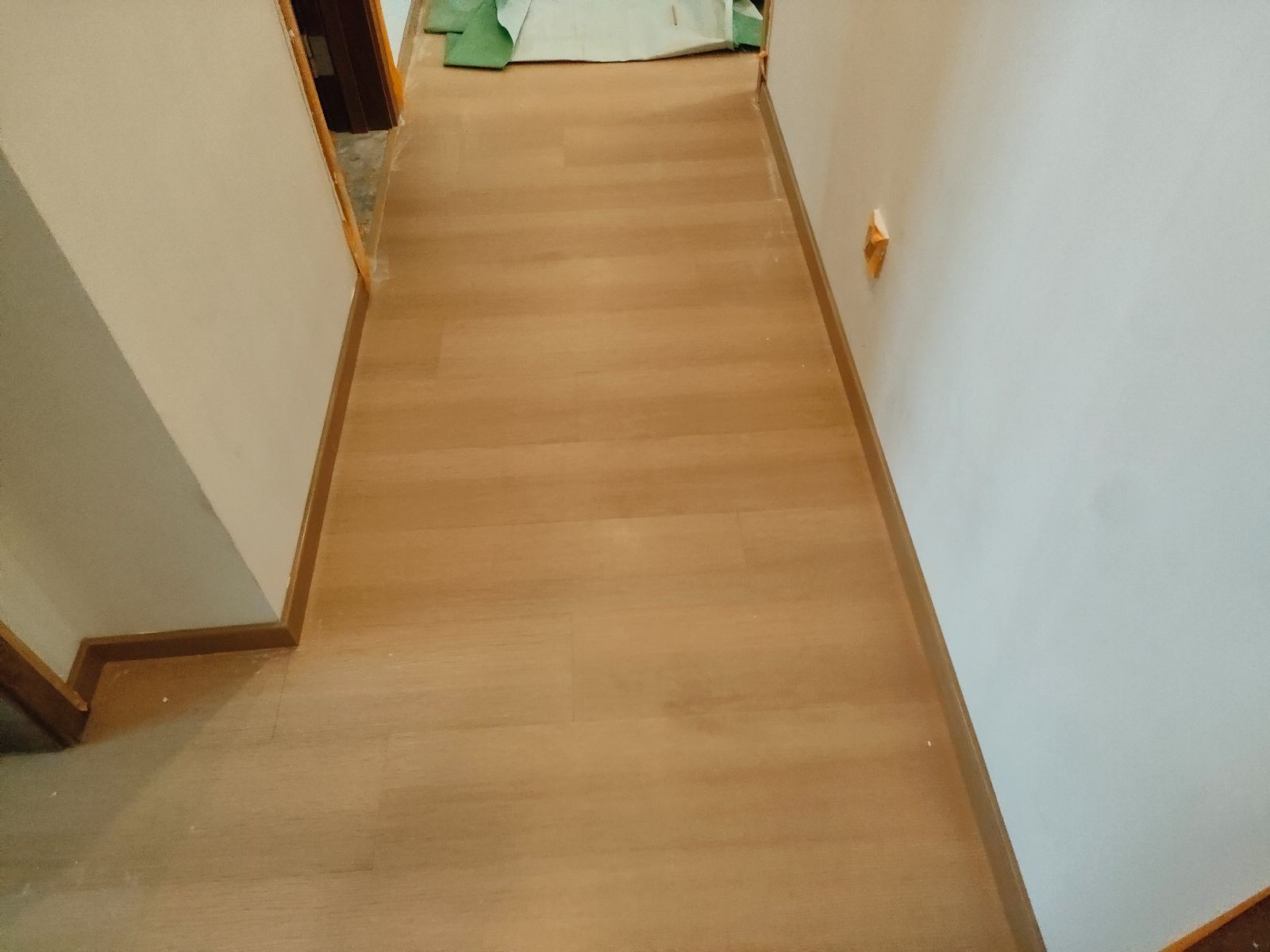 中国江苏省苏州市昆山市龙辰紫园**栋**