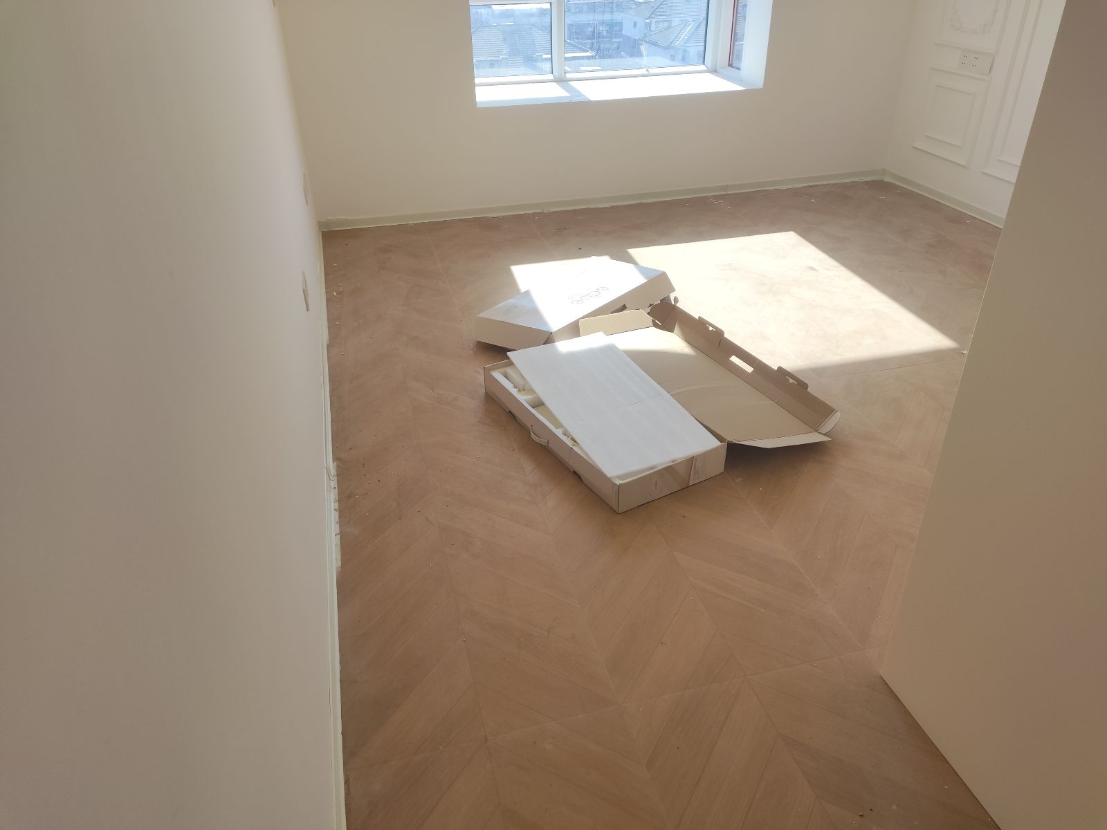 中国江苏省苏州市昆山市千灯申峰花苑**栋**室