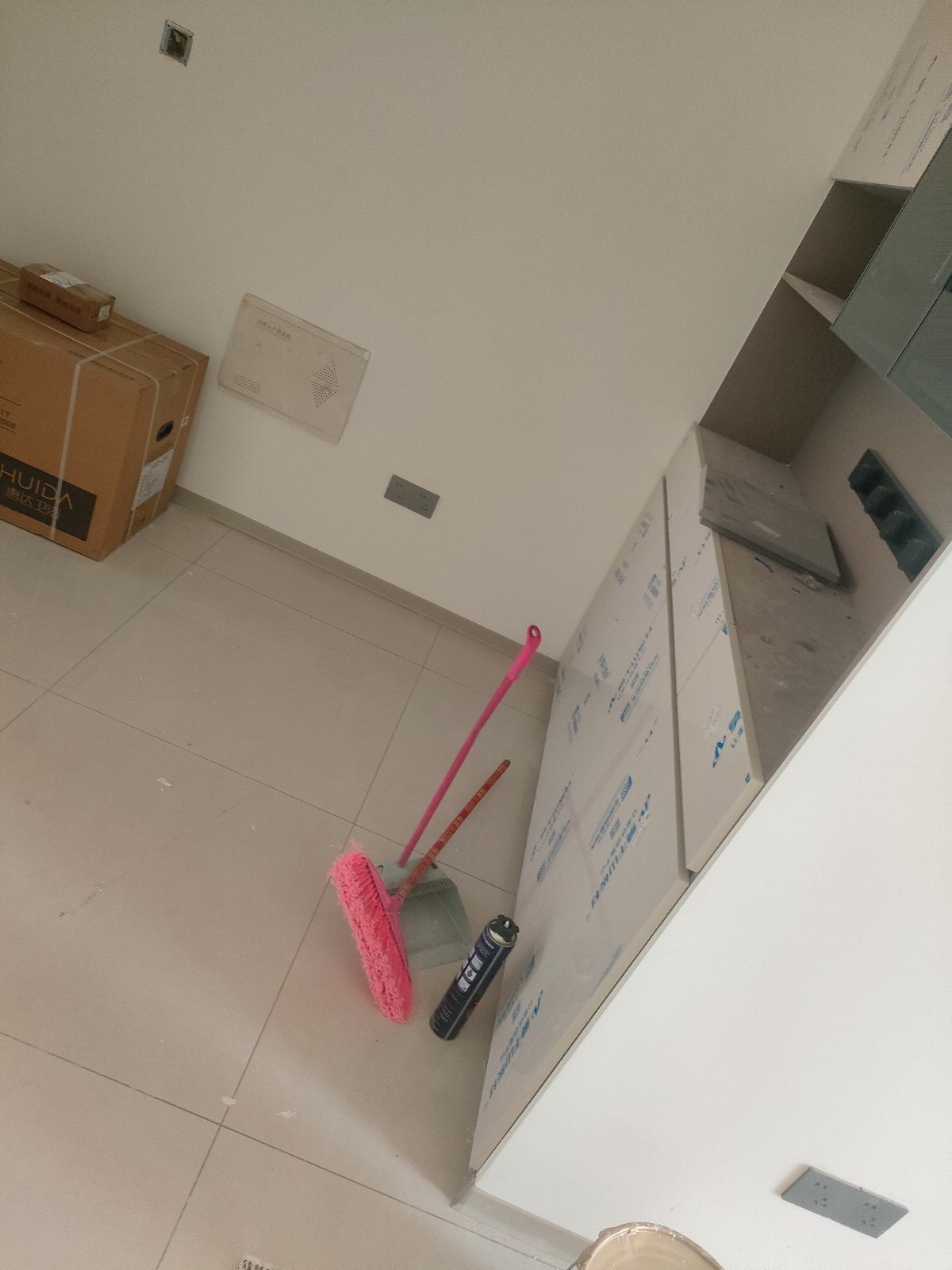 中国江苏省苏州市昆山市千灯港佳名苑**栋**室