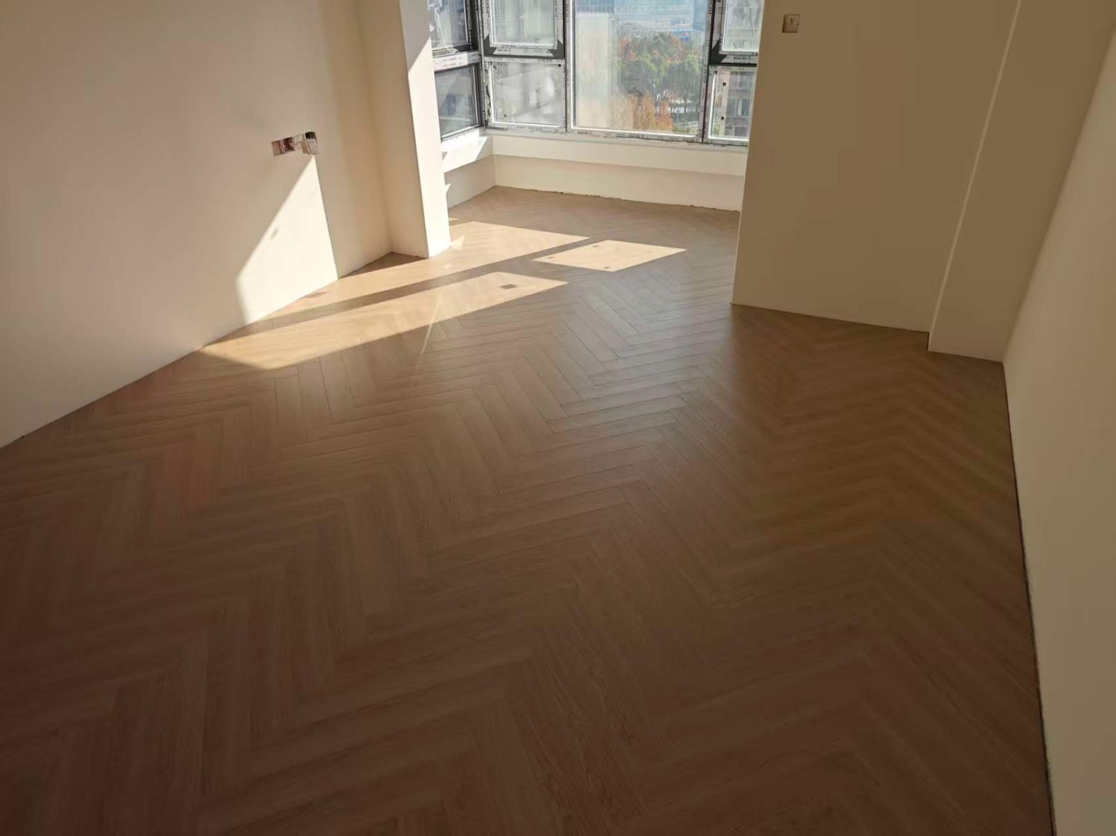 中国上海上海市嘉定区风荷丽景·尚城**栋**室