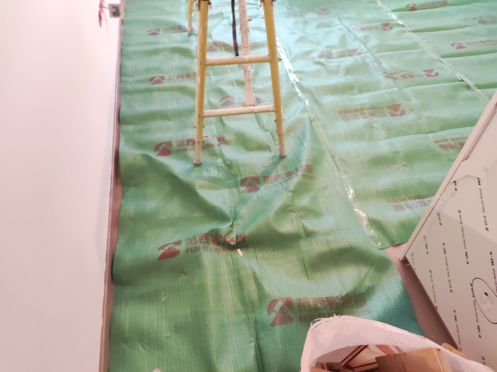 中国江苏省苏州市昆山市花桥鑫苑国际**栋**室