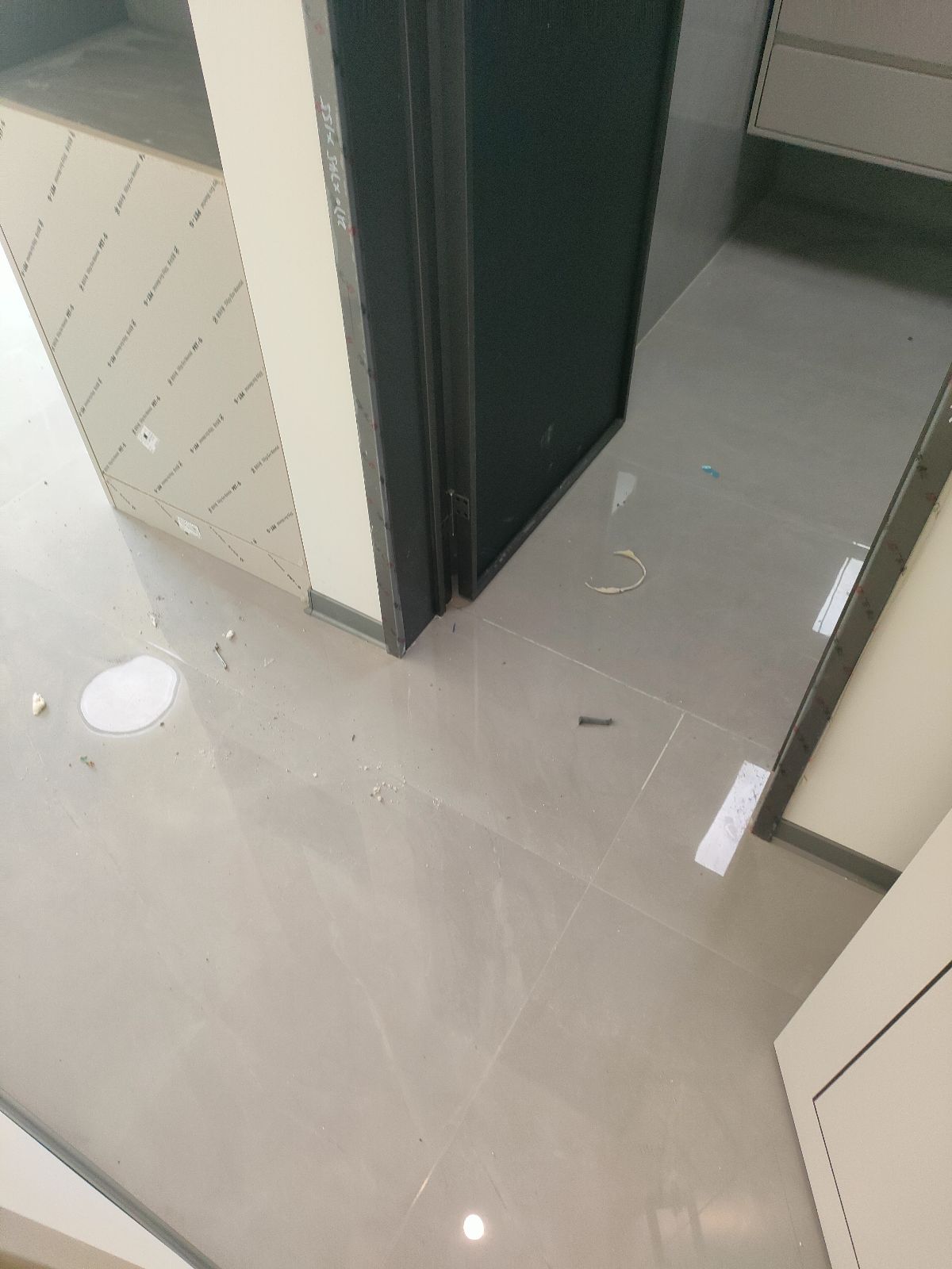 中国江苏省苏州市昆山市珠江御景**栋**