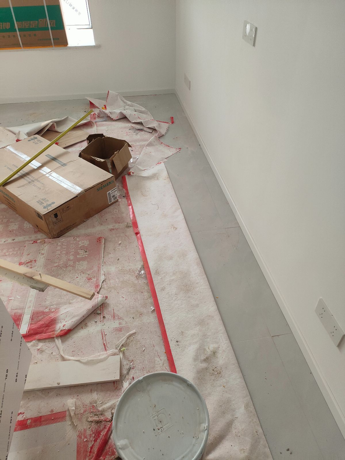 中国江苏省苏州市昆山市鑫茂东苑**栋**