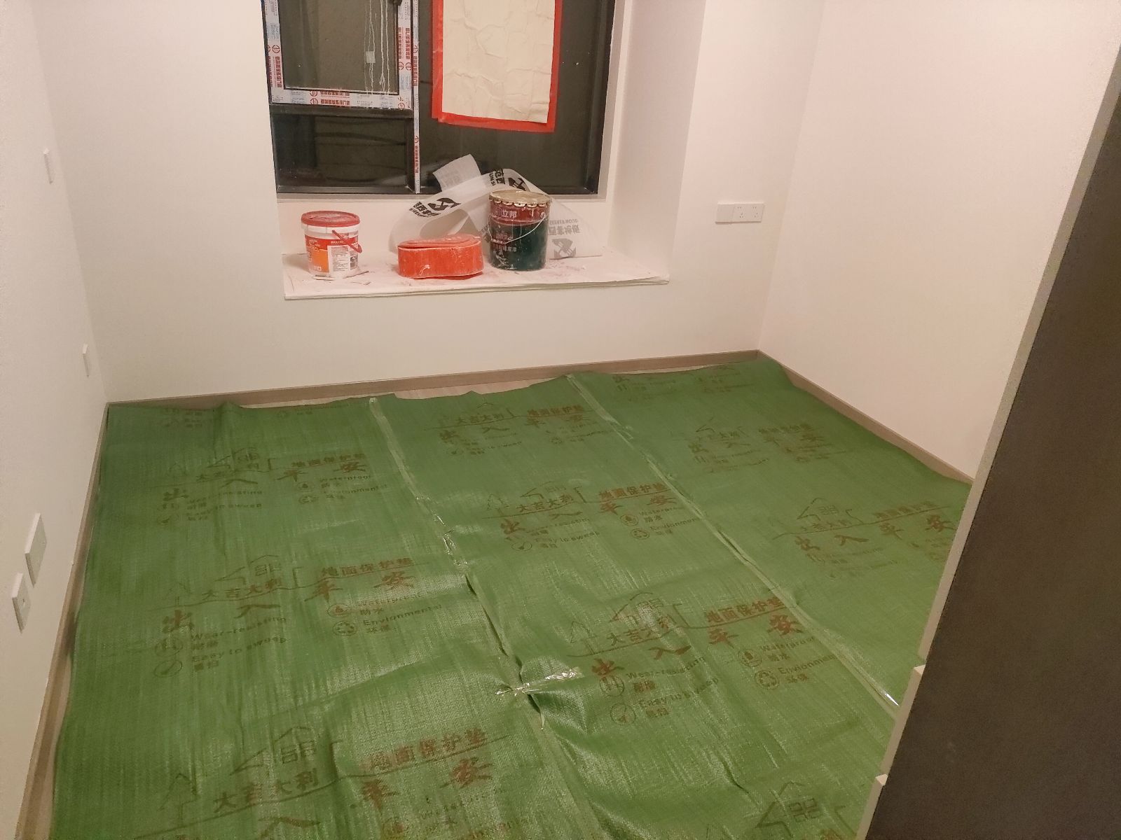 中国江苏省苏州市昆山市张浦江湾四季**栋**室