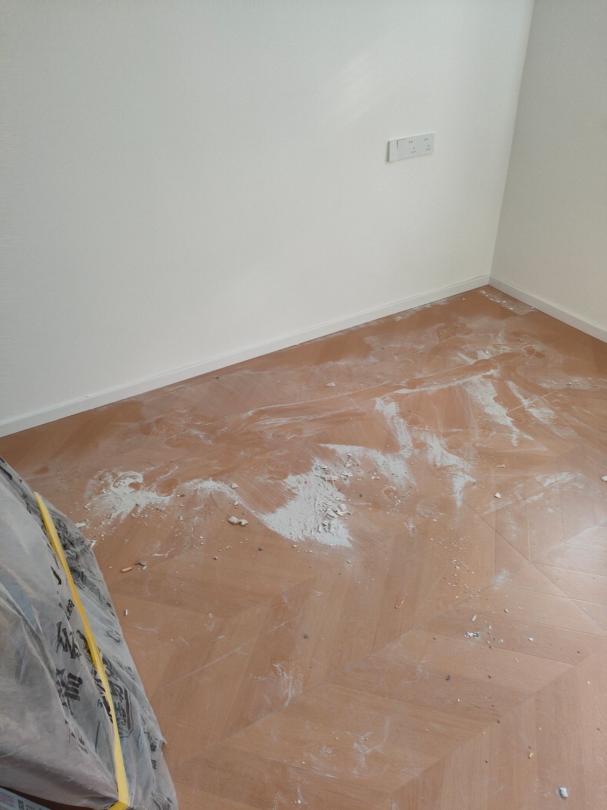 中国江苏省苏州市昆山市衡山城**栋**