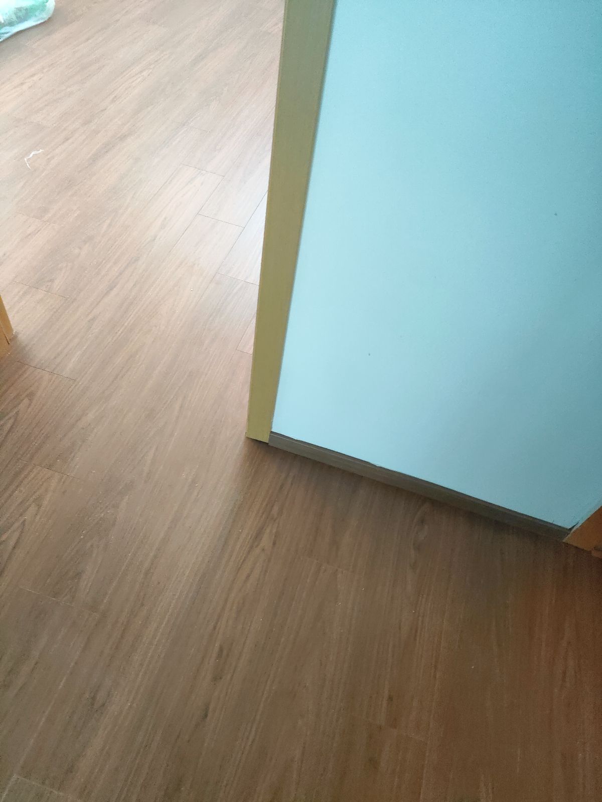 中国江苏省苏州市昆山市东城花苑**栋**室