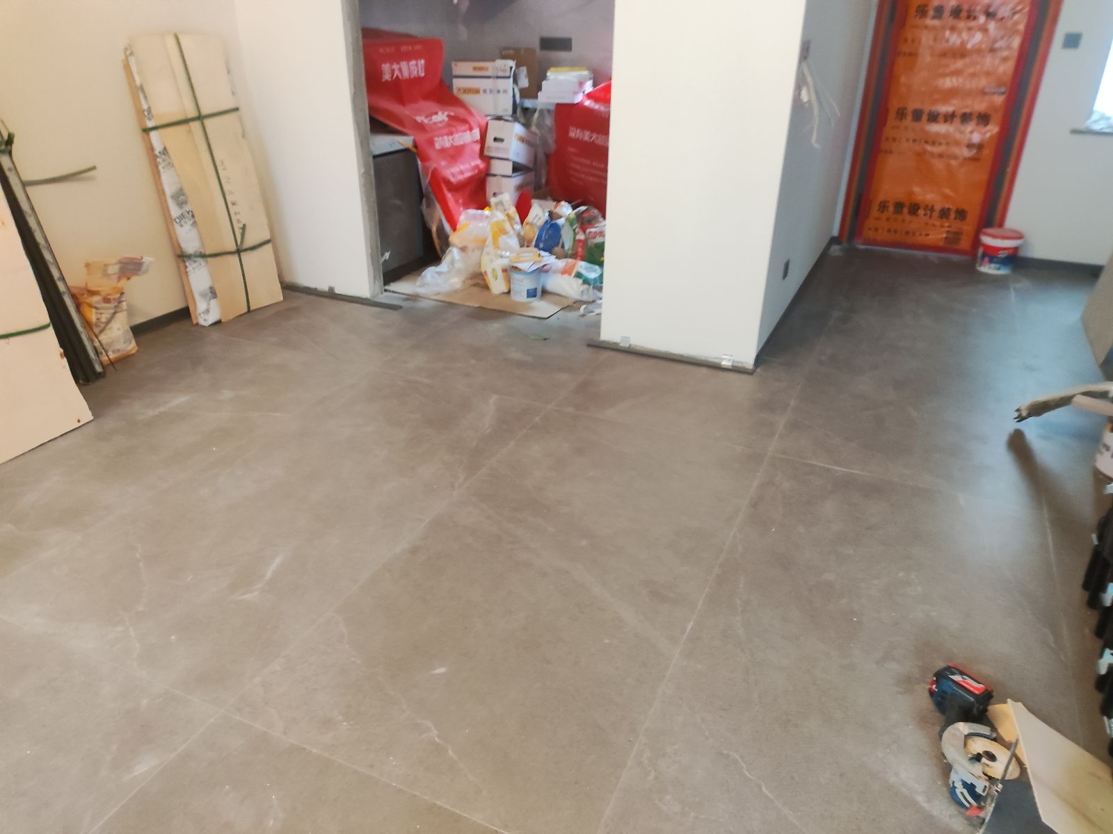 中国江苏省苏州市昆山市月盛花园**-**