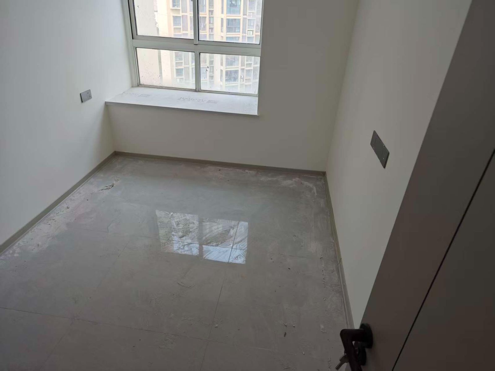 中国江苏省苏州市昆山市千灯港佳名苑**栋**室