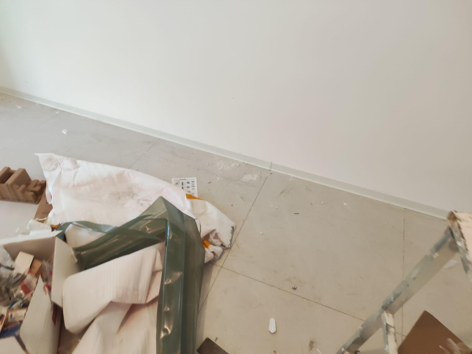 中国江苏省苏州市昆山市千灯港佳名苑**栋**室