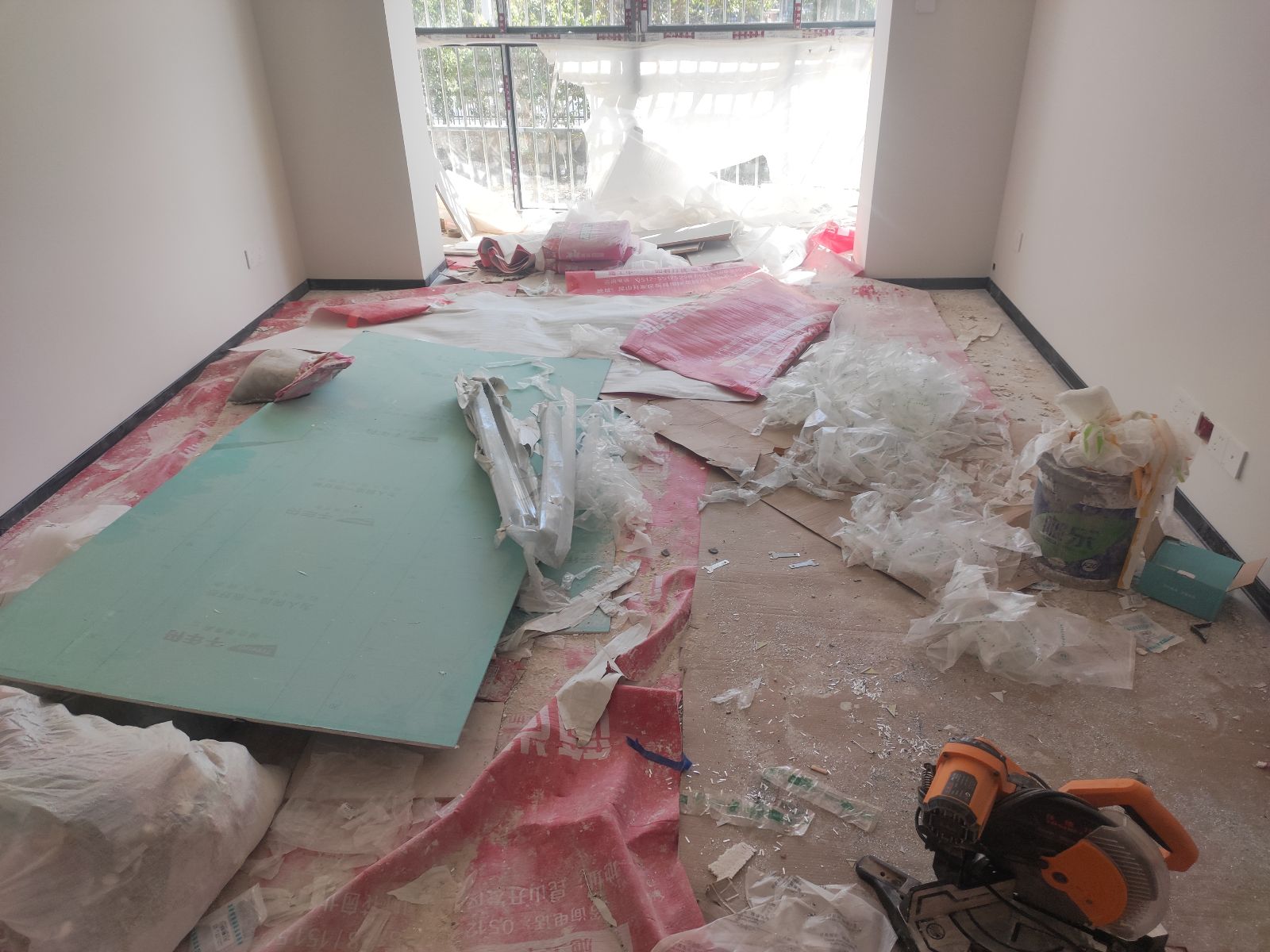 中国江苏省苏州市昆山市蓬曦园C**区**#**