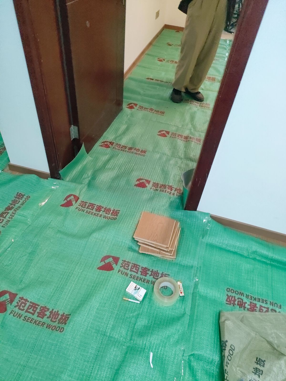 中国江苏省苏州市昆山市军泽园**栋**