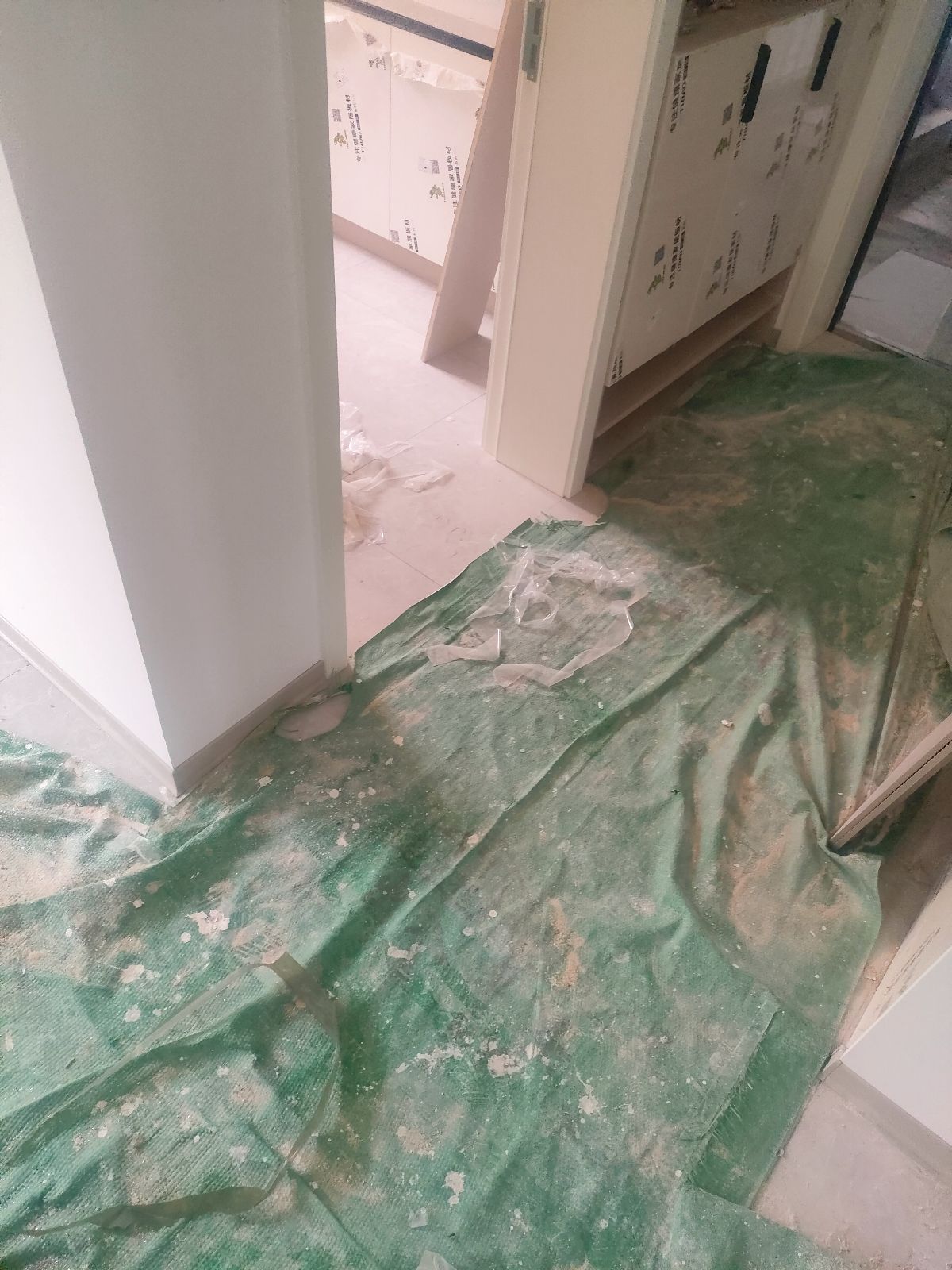 中国江苏省苏州市昆山市大公花园**栋**