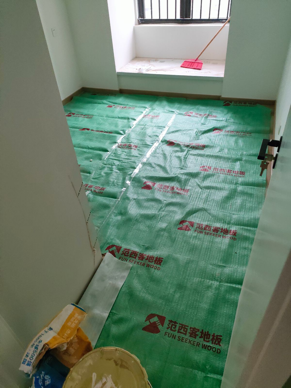 中国江苏省苏州市昆山市公园一号**栋**