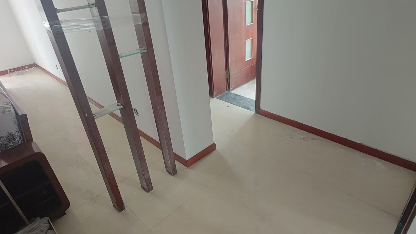 中国江苏省苏州市昆山市张浦展艺苑**栋**室