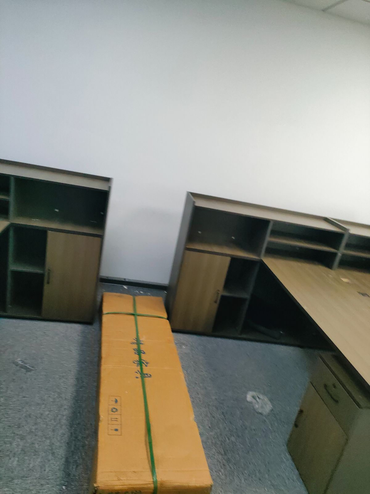 中国上海市嘉定区安亭镇墨玉路**号(安亭地铁站**号口步行**米)嘉正国际大厦**