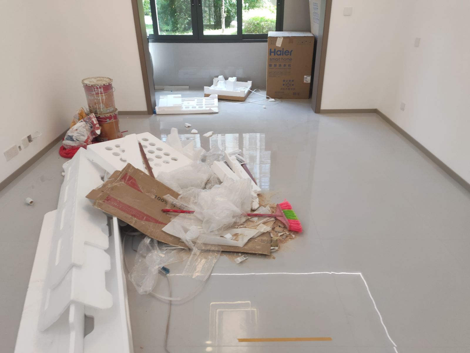 中国江苏省苏州市昆山市张浦馨悦花园**栋**室