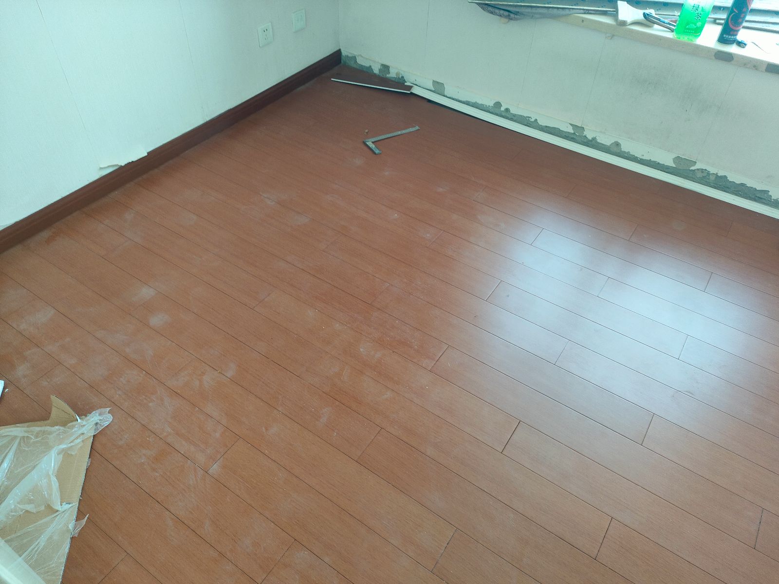 中国江苏省苏州市昆山市时代上城花园二区**幢**室