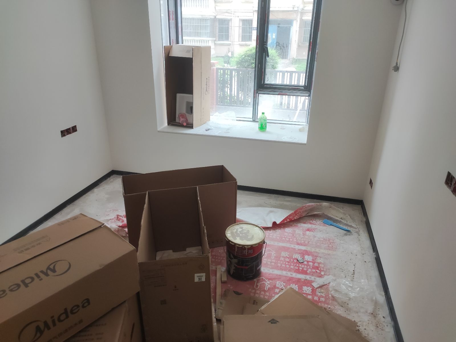中国江苏省苏州市昆山市新城丽园**号楼**